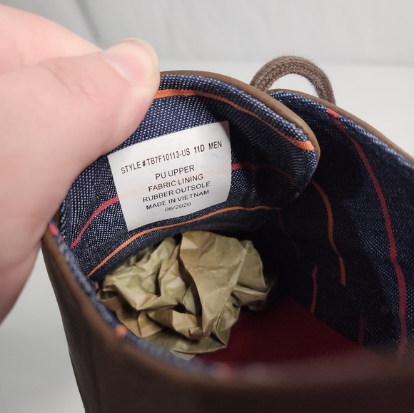 Tommy Bahama Men's Shoes - Picture 7 of 7